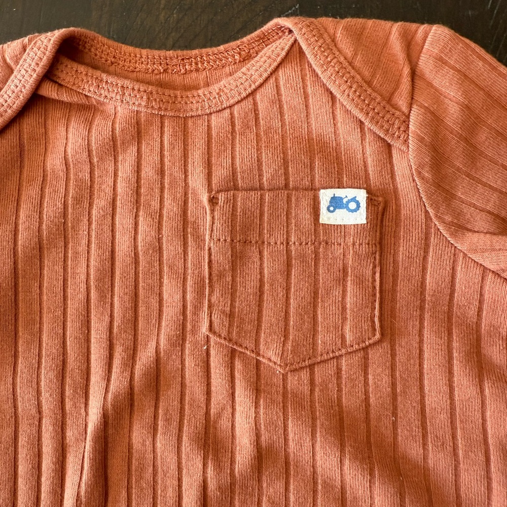 Carters Matching Set - Picture 4 of 5